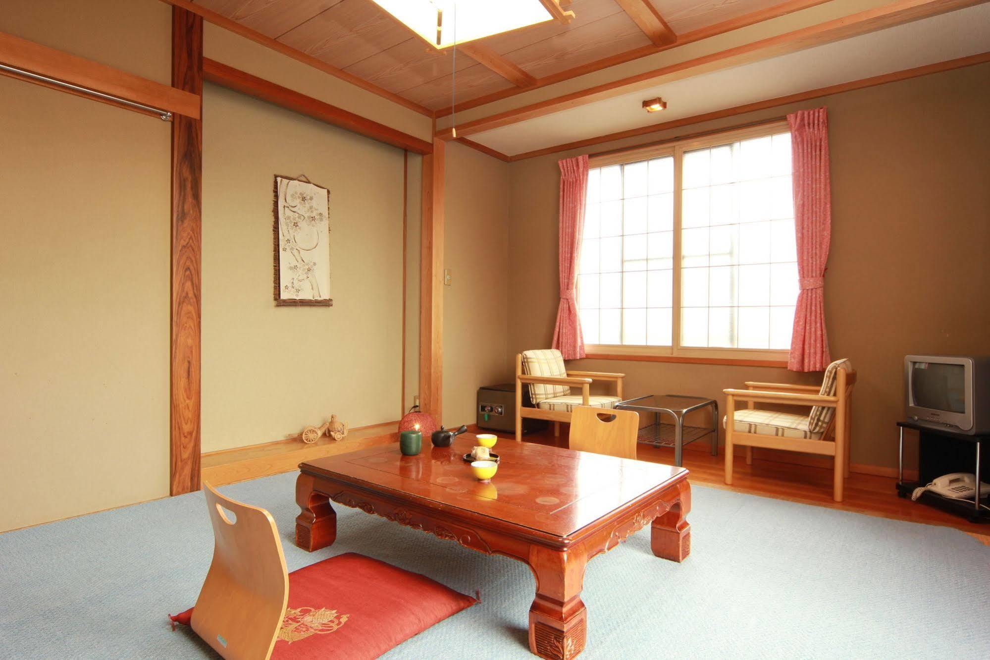 Hatoguruma Kawabata 노자와 온천 외부 사진